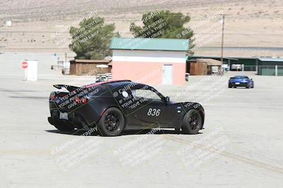 media/May-18-2022-Open Track Racing (Wed) [[f96b7d3cf4]]/Around the Pits/